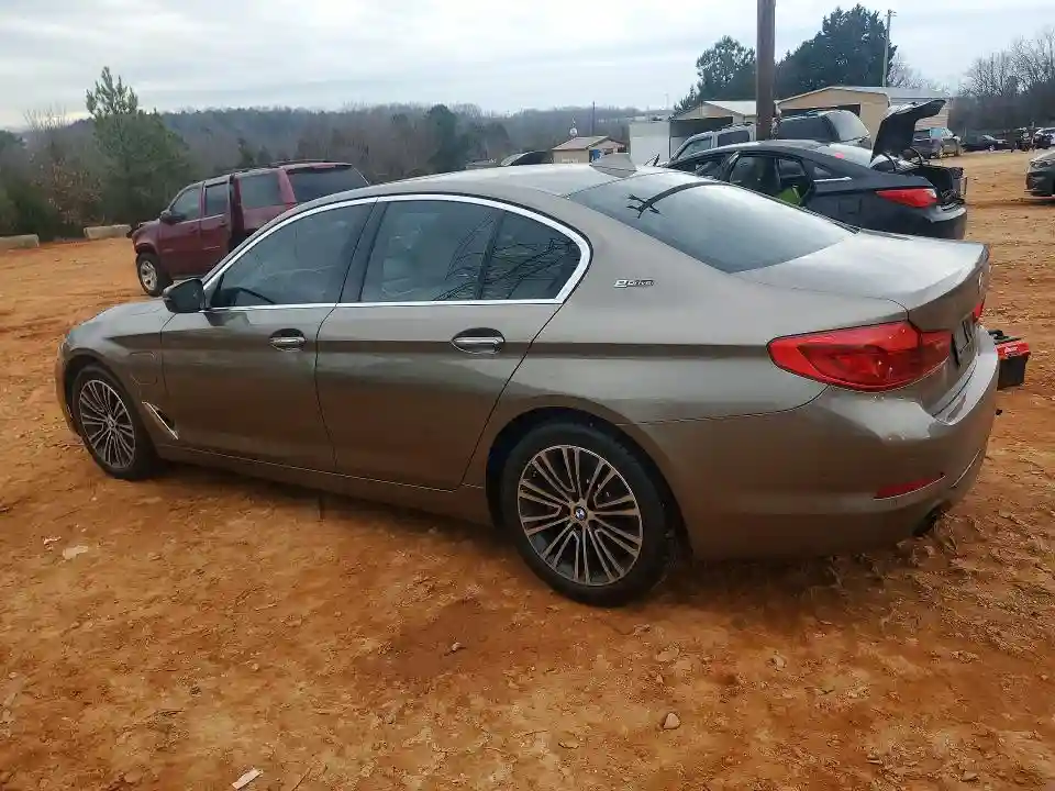 WBAJB1C58JB374757 2018 BMW 5 SERIES-1