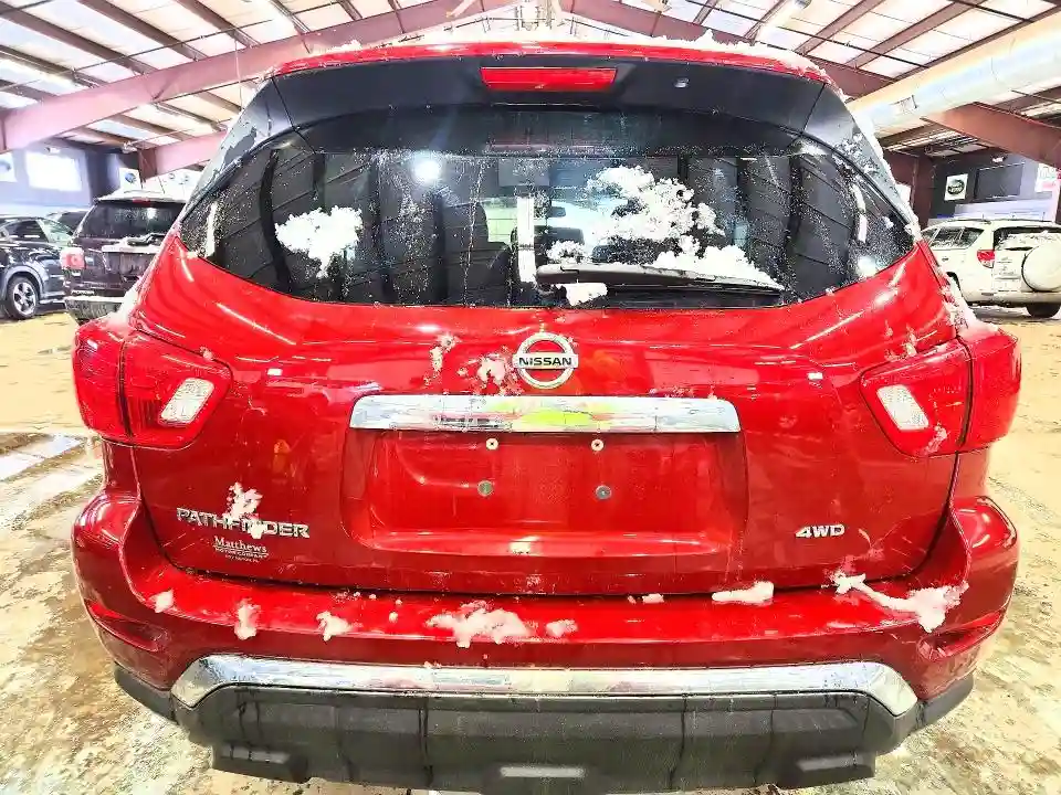 5N1DR2MM2JC665557 2018 NISSAN PATHFINDER-5
