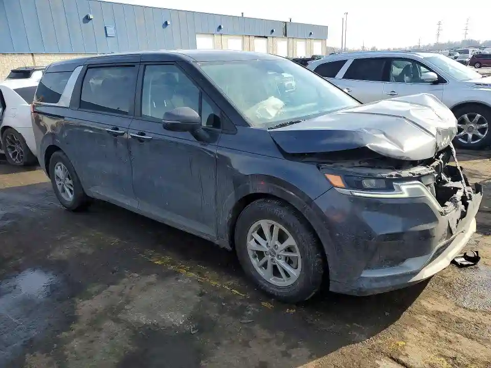 KNDNB4H36N6130925 2022 KIA CARNIVAL L-3