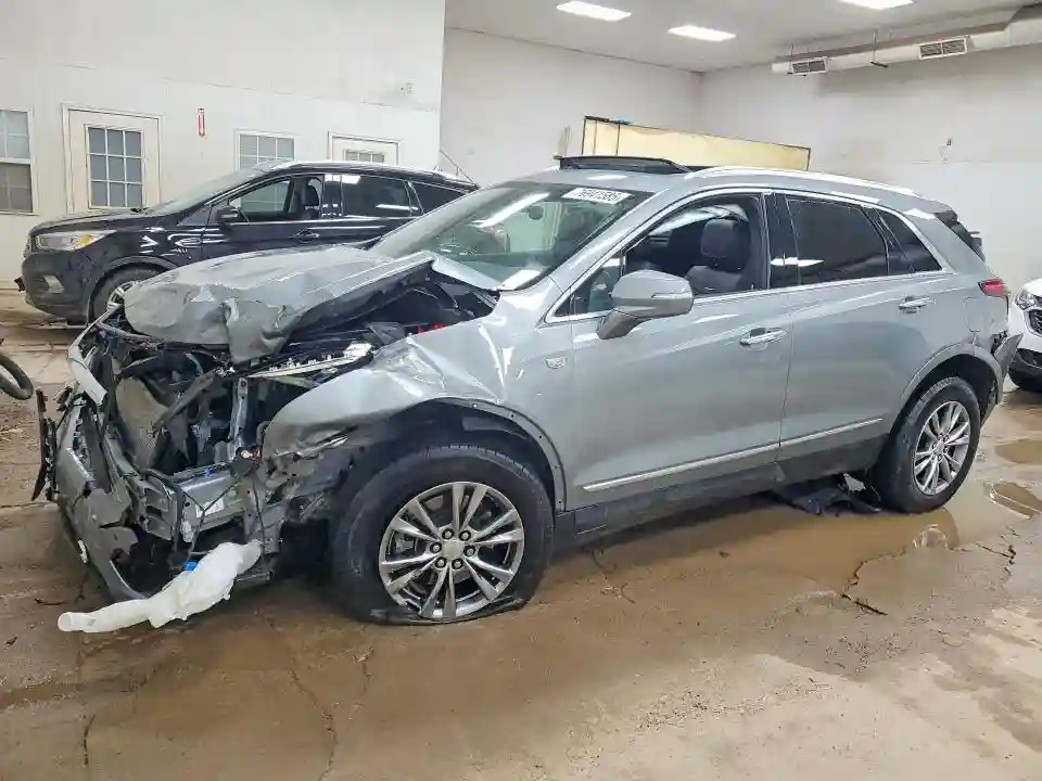 1GYKNDRSXPZ158044 2023 CADILLAC XT5-0