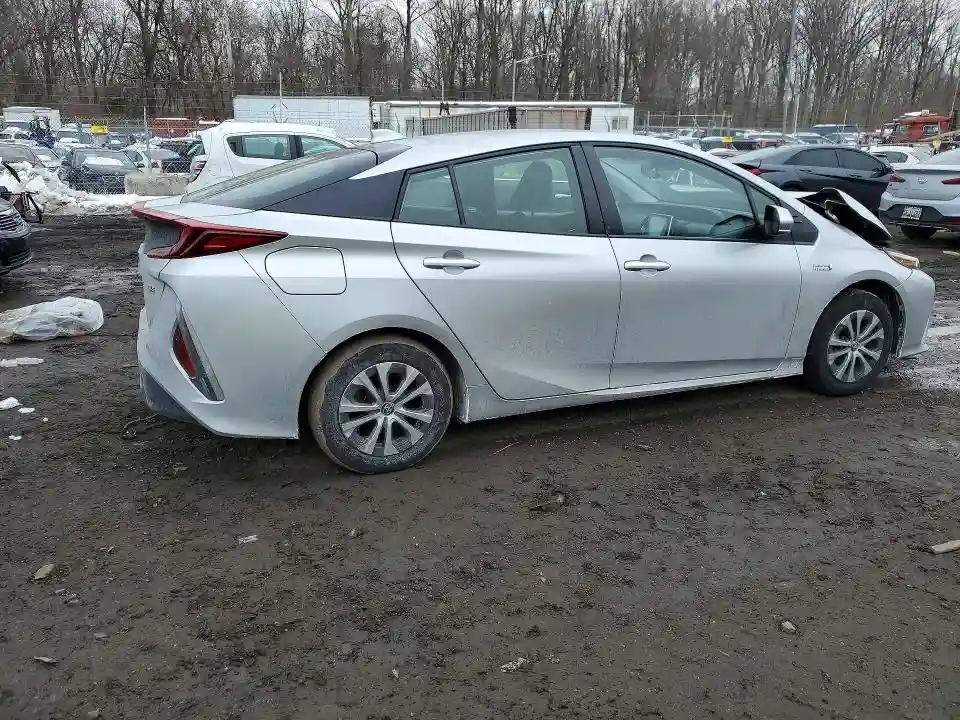 JTDKAMFP6N3214675 2022 TOYOTA PRIUS-2