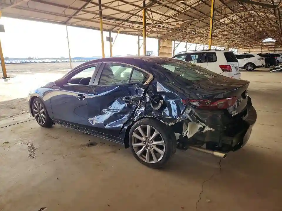 3MZBPAAL5KM107898 2019 MAZDA 3-1