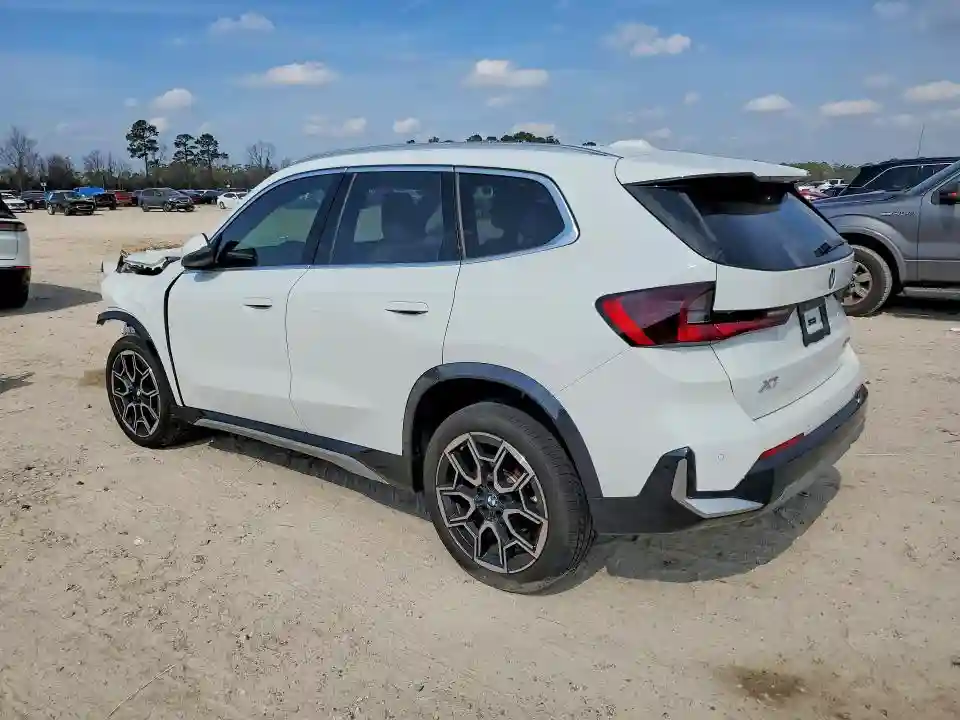 WBX73EF05S5156540 2025 BMW X1-1