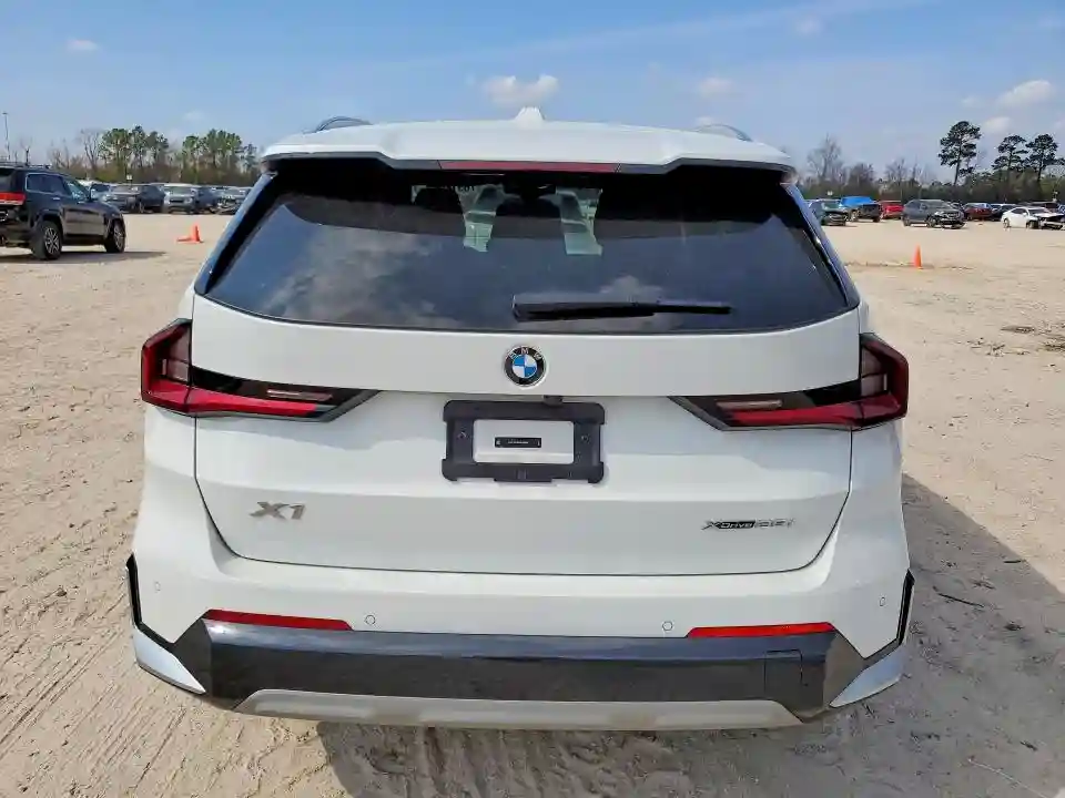 WBX73EF05S5156540 2025 BMW X1-5