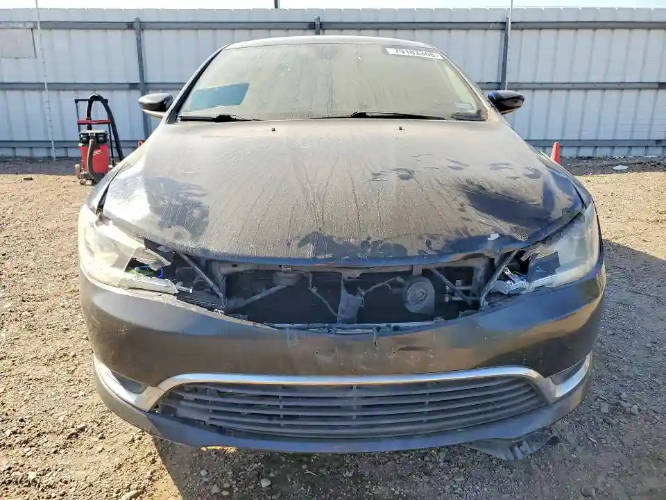 1C3CCCAB4GN120701 2016 CHRYSLER 200-4