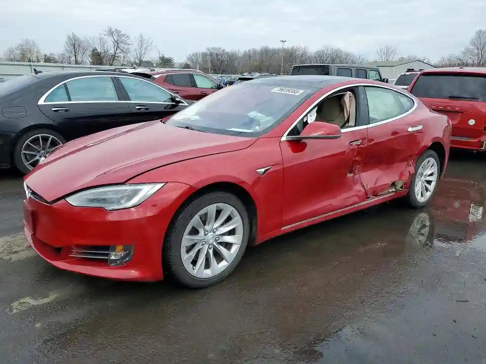 5YJSA1E24JF294477 2018 TESLA MODEL S-0