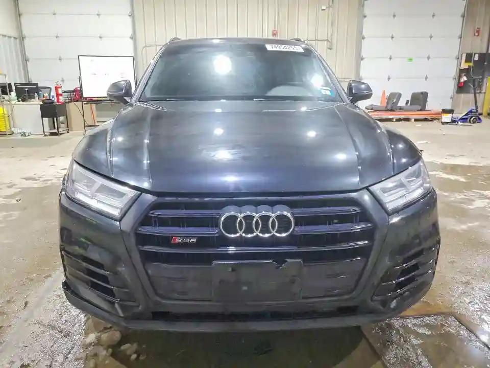 WA1B4AFY0L2021840 2020 AUDI SQ5-4