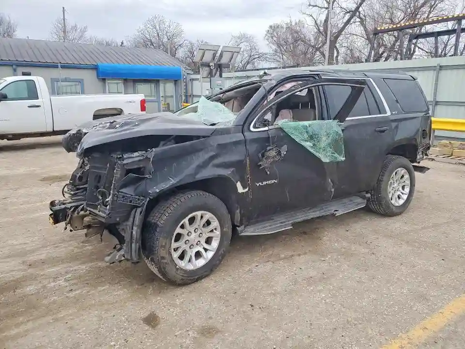 1GKS1BKC3HR167473 2017 GMC YUKON-0