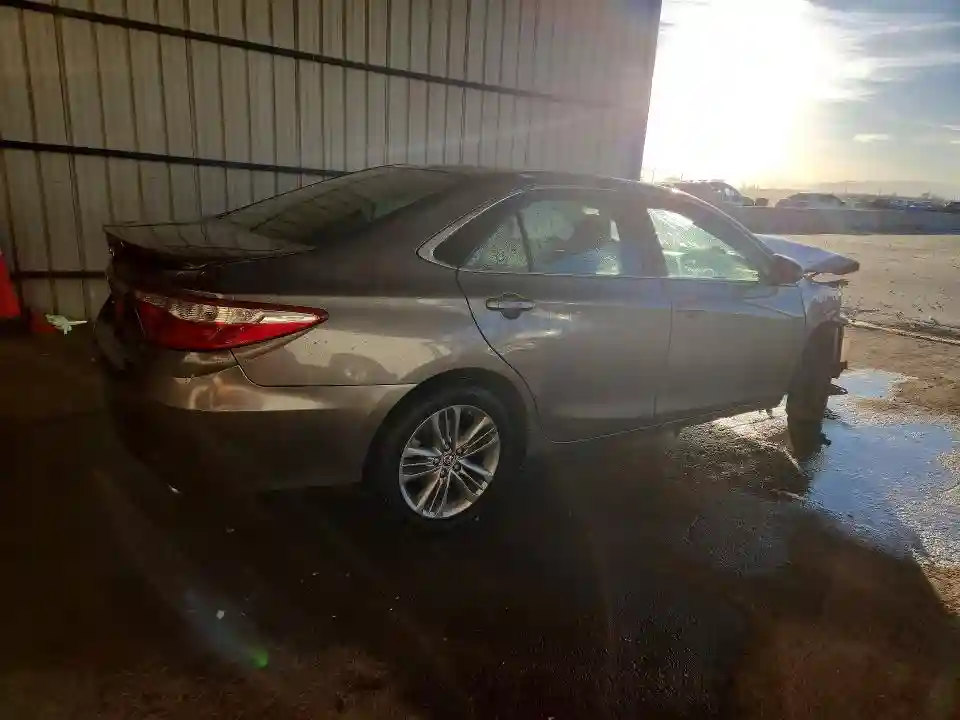 4T1BF1FK5FU104261 2015 TOYOTA CAMRY-2