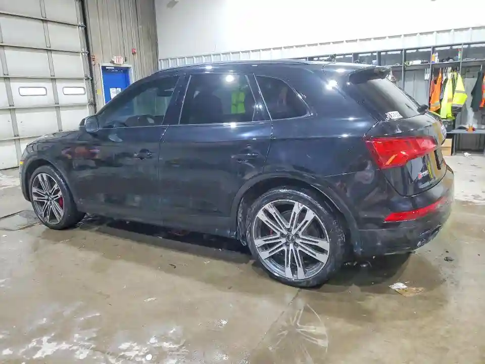 WA1B4AFY0L2021840 2020 AUDI SQ5-1