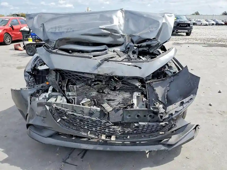 3MZBPABM8SM464404 2025 MAZDA 3-4