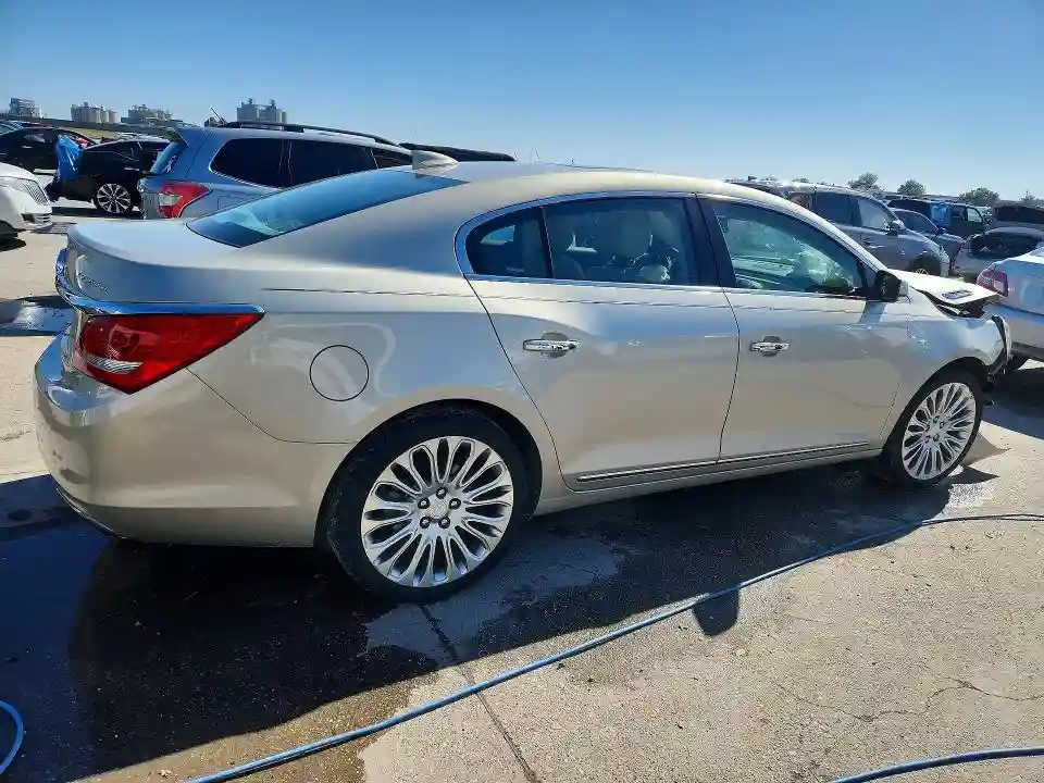 1G4GF5G34GF259247 2016 BUICK LACROSSE-2