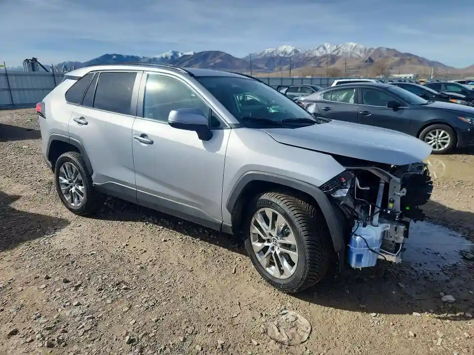2T3N1RFV8MW233975 2021 TOYOTA RAV4-3
