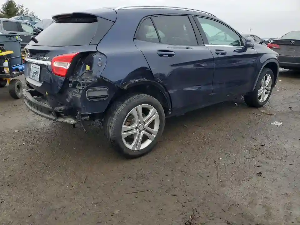 WDCTG4GB9HJ348385 2017 MERCEDES-BENZ GLA-CLASS-4