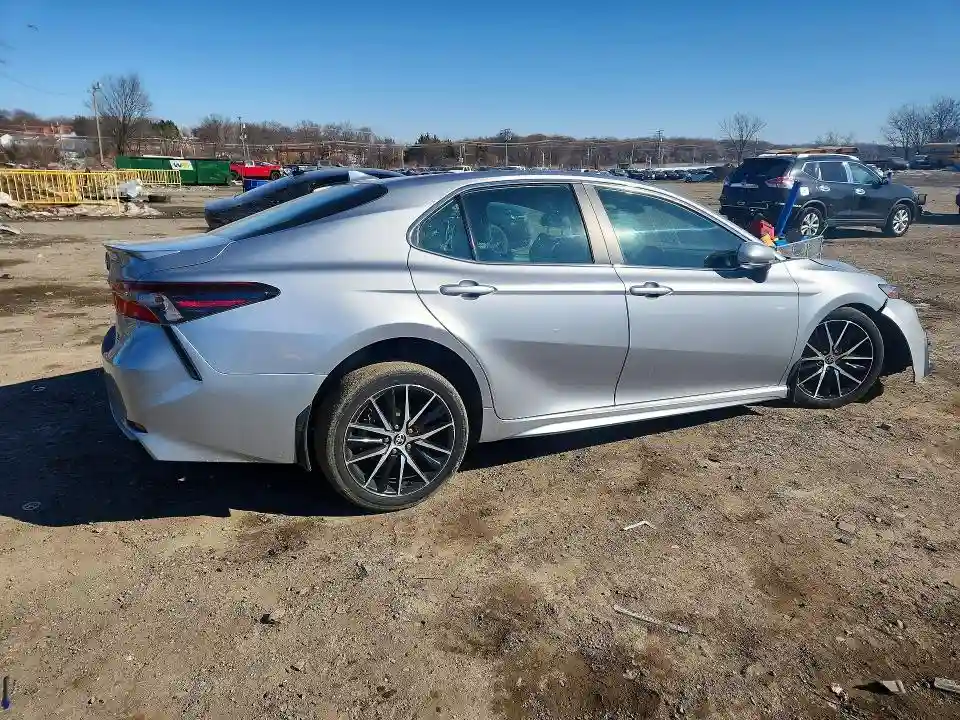 4T1G31AK6NU583598 2022 TOYOTA CAMRY-2