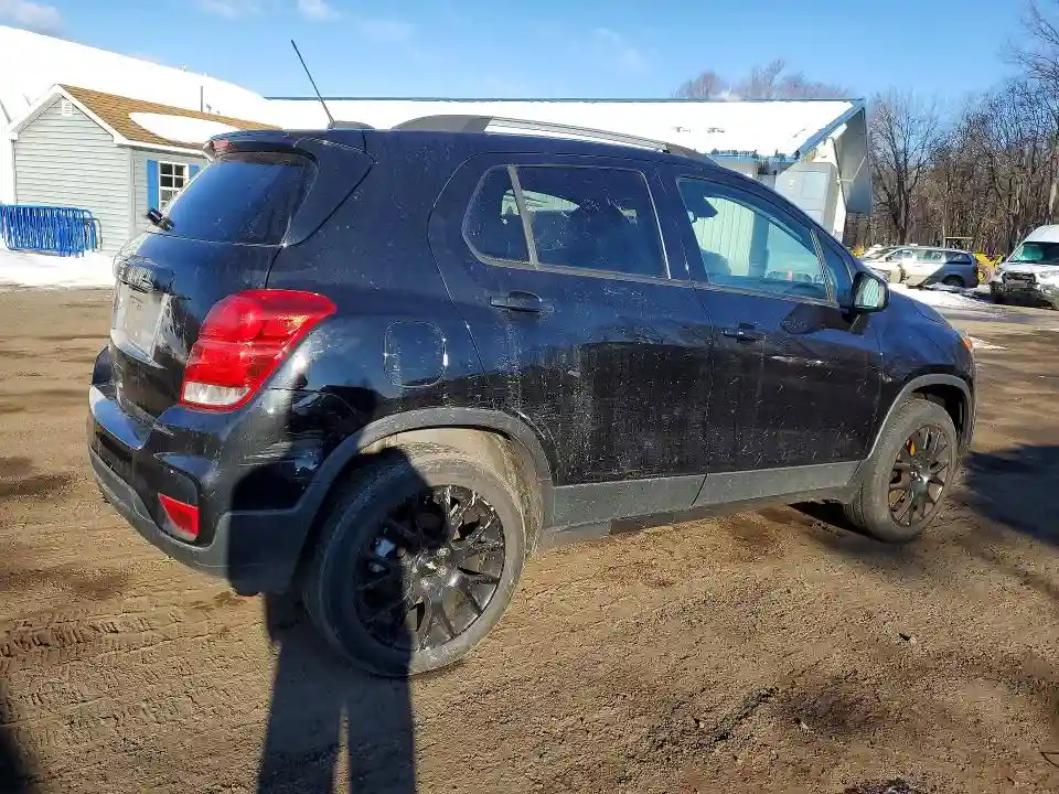 KL7CJPSM1NB535897 2022 CHEVROLET TRAX-2