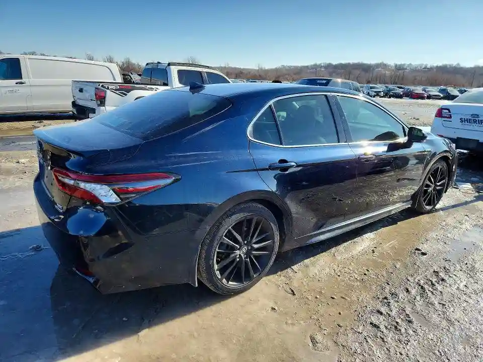 4T1K31AK5MU568180 2021 TOYOTA CAMRY-2