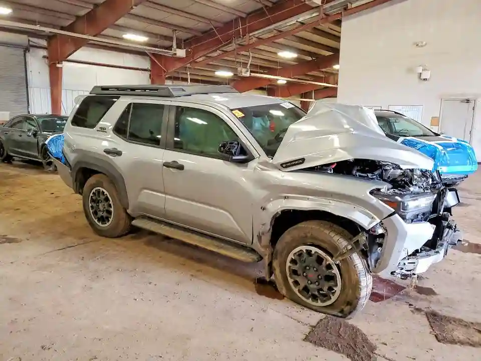 JTEVB5BR9S5001075 2025 TOYOTA 4RUNNER TR-3
