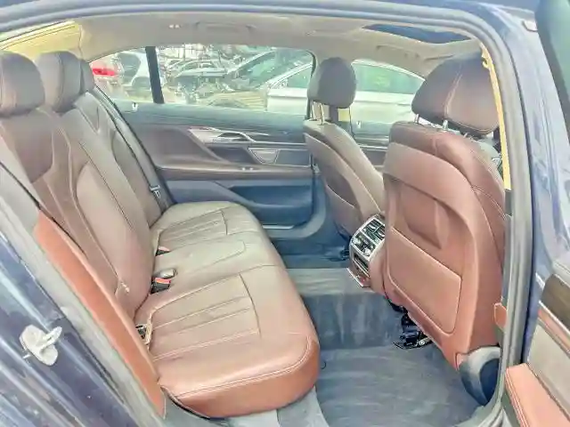 WBA7E4C54JGV23896 2018 BMW 7 SERIES-5
