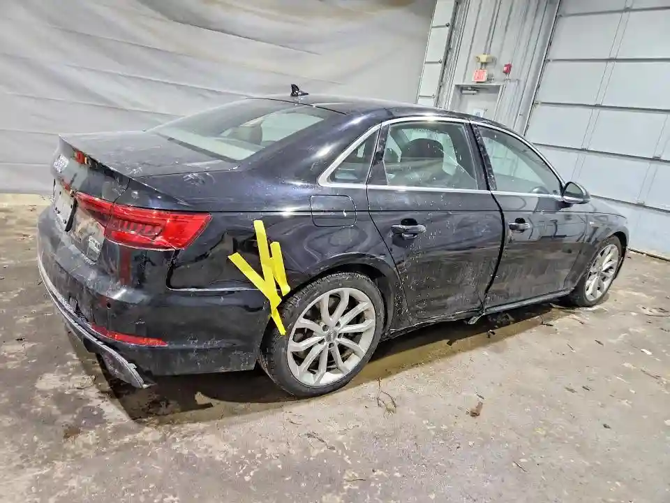 WAUENAF45HN025382 2017 AUDI A4-2