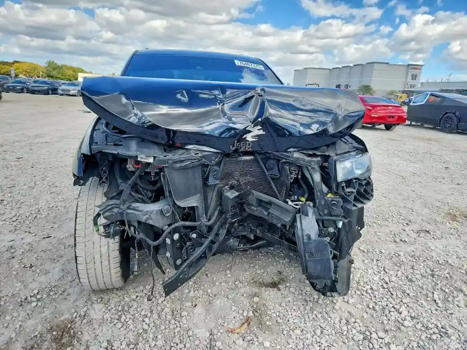 1C4RJEBG7MC738054 2021 JEEP GRAND CHEROKEE-4
