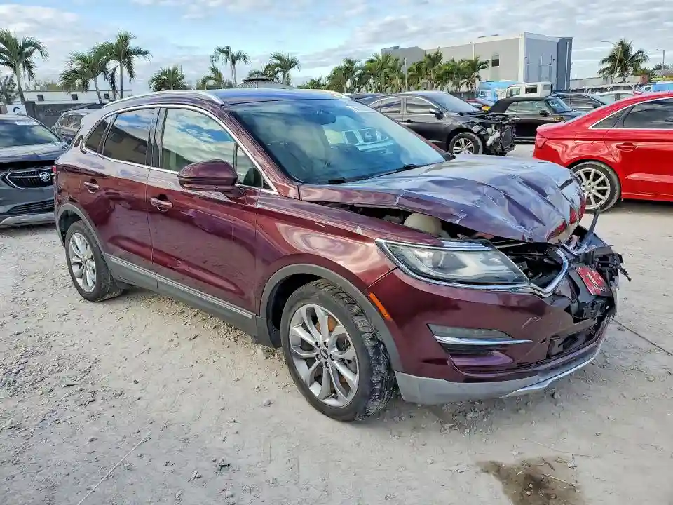 5LMCJ2C98HUL32796 2017 LINCOLN MKC-3