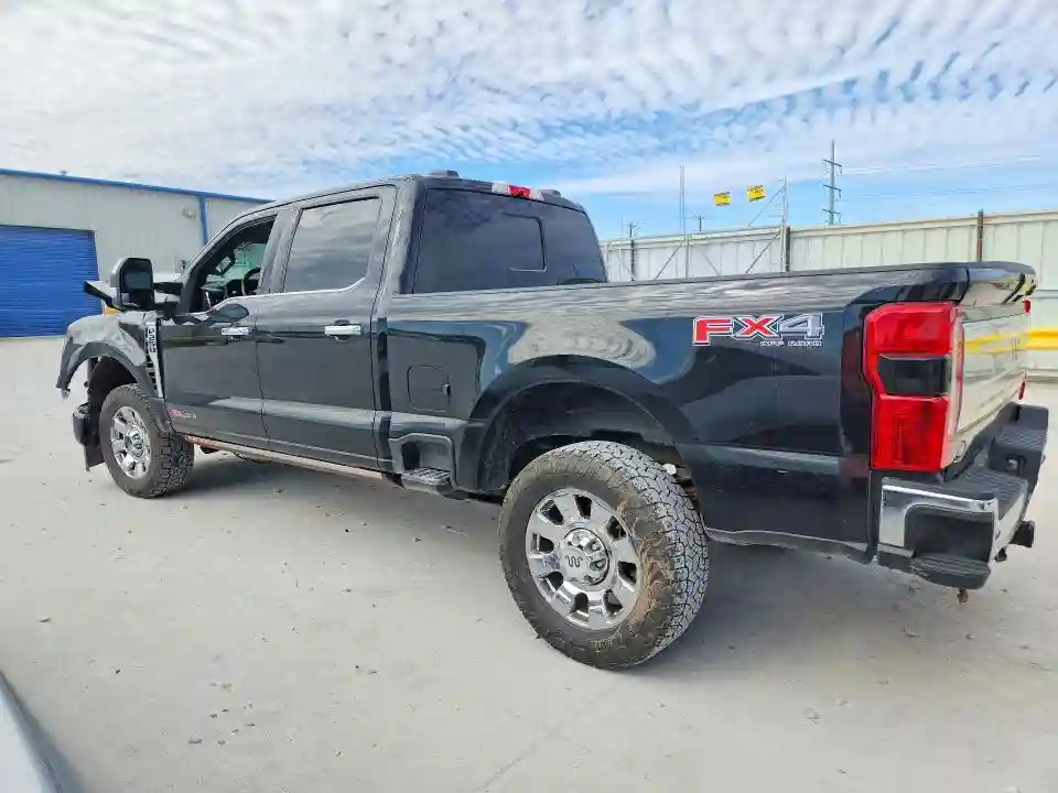 1FT8W2BM4PED62195 2023 FORD F250-1