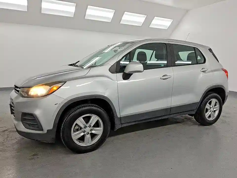 3GNCJNSB8HL200457 2017 CHEVROLET TRAX-0