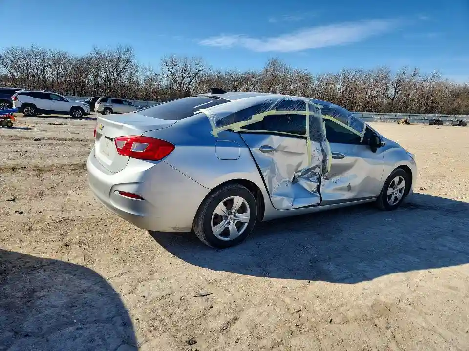 1G1BC5SM6H7178388 2017 CHEVROLET CRUZE-2