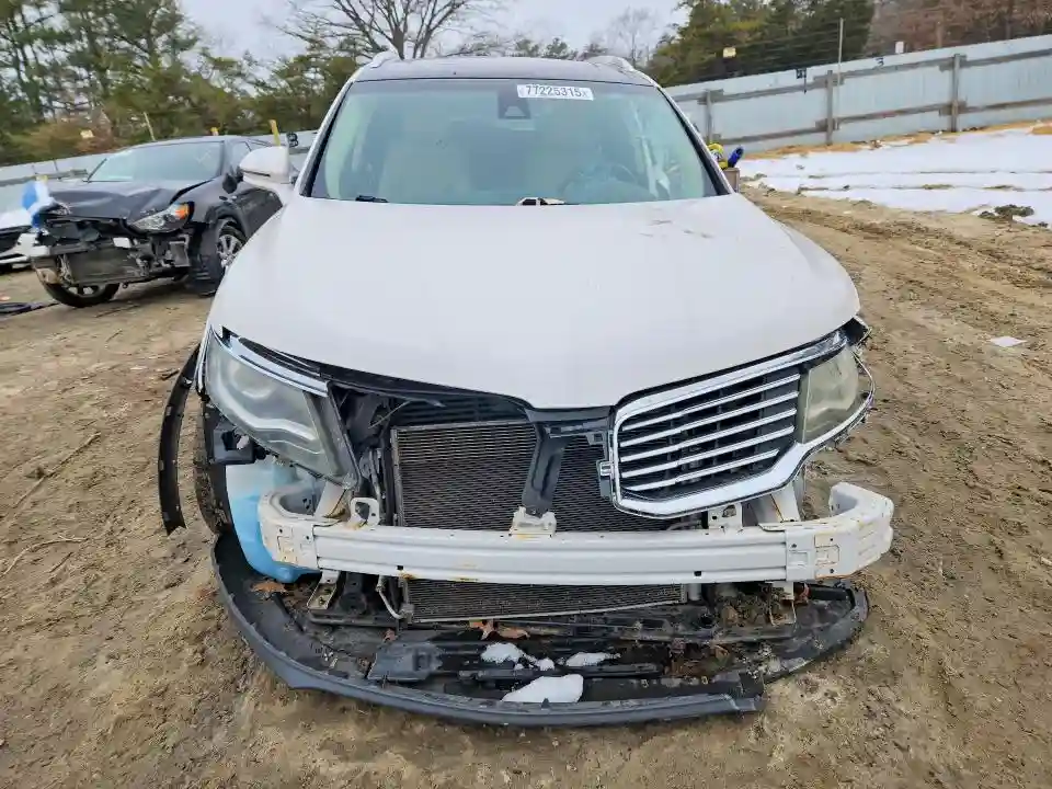 2LMTJ8LR4GBL73604 2016 LINCOLN MKX-4