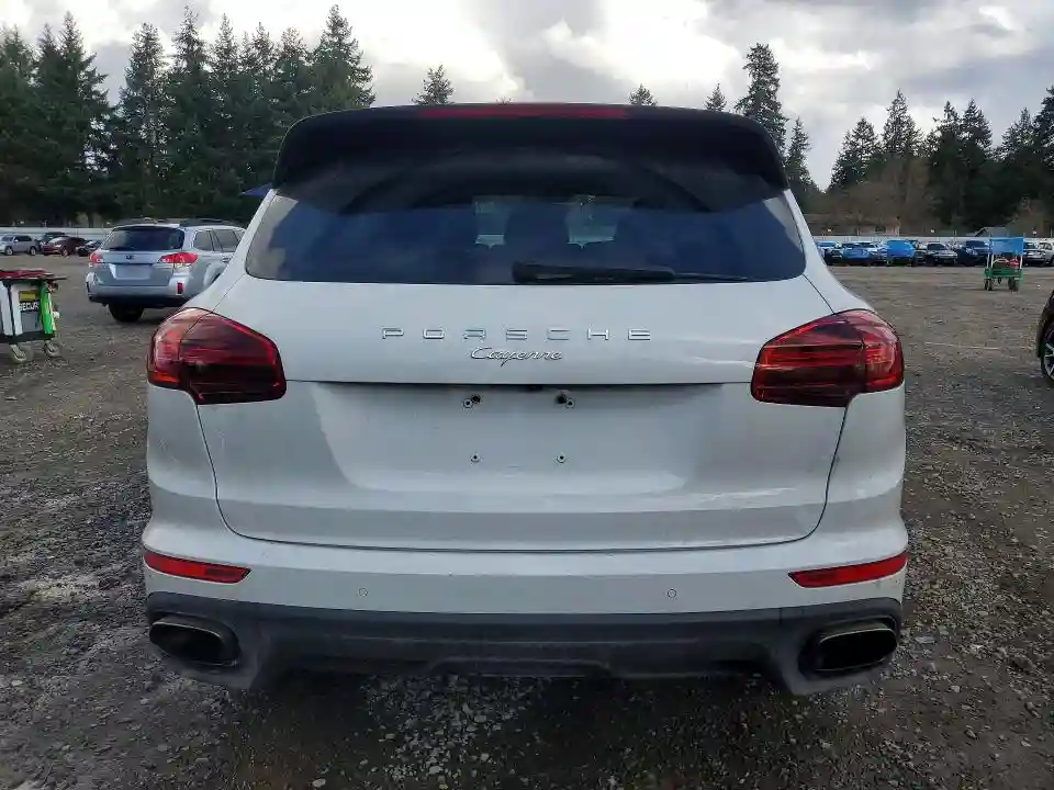 WP1AA2A21GLA10086 2016 PORSCHE CAYENNE-5