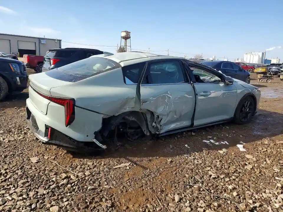3KPFW4DC4SE194501 2025 KIA K4 GT-LINE-2