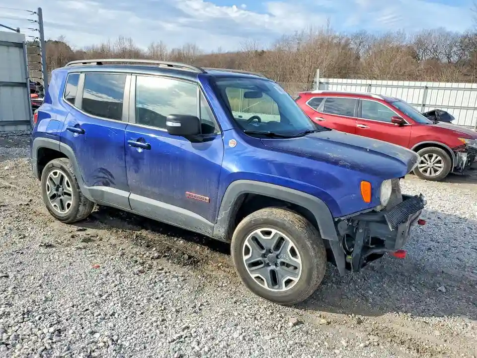 ZACCJBCB8HPF85645 2017 JEEP RENEGADE-3