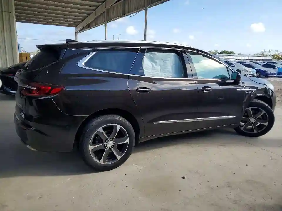 5GAERBKW1JJ217319 2018 BUICK ENCLAVE-2