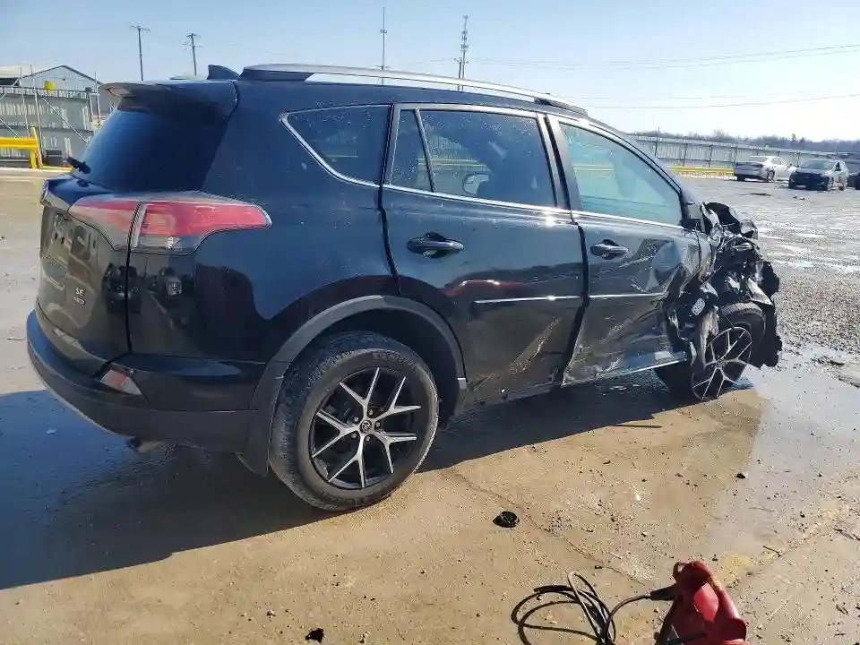 2T3JFREV0JW806526 2018 TOYOTA RAV4-2