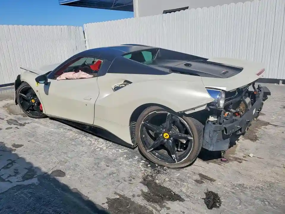 ZFF80AMA4J0229716 2018 FERRARI ALL OTHER-1