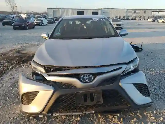 4T1G11AK3LU340074 2020 TOYOTA CAMRY-4