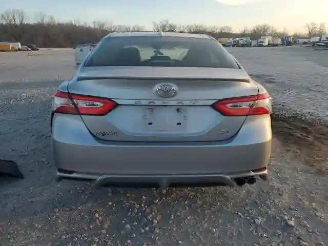 4T1G11AK3LU340074 2020 TOYOTA CAMRY-5