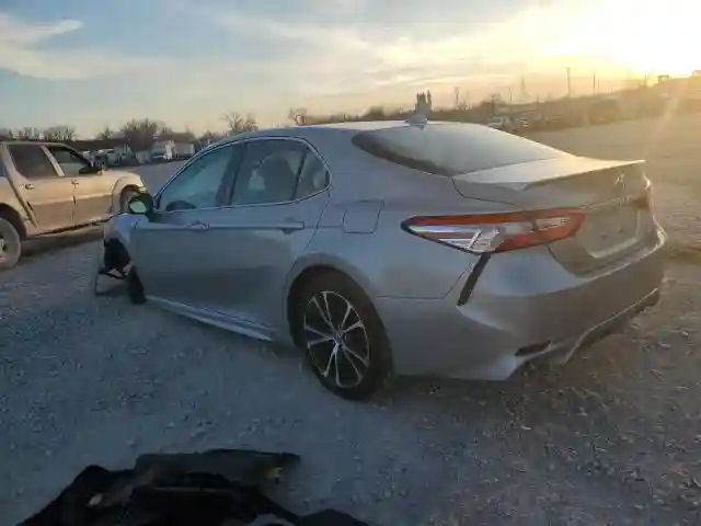 4T1G11AK3LU340074 2020 TOYOTA CAMRY-1