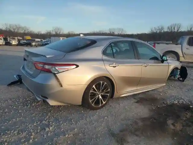 4T1G11AK3LU340074 2020 TOYOTA CAMRY-2