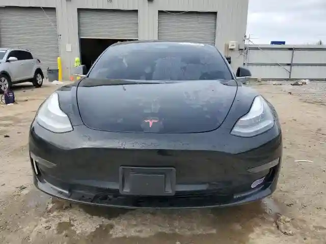 5YJ3E1EA8KF297299 2019 TESLA MODEL 3-4
