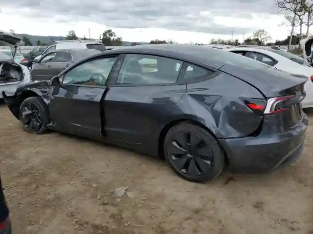 5YJ3E1EA2SF962214 2025 TESLA MODEL 3-1