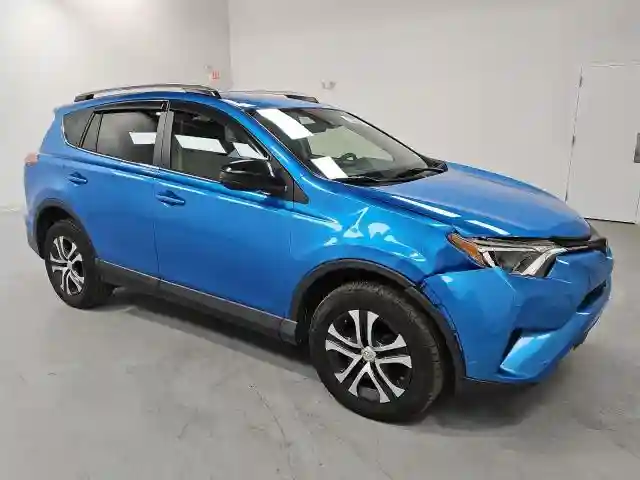 JTMBFREV5JD256838 2018 TOYOTA RAV4-3