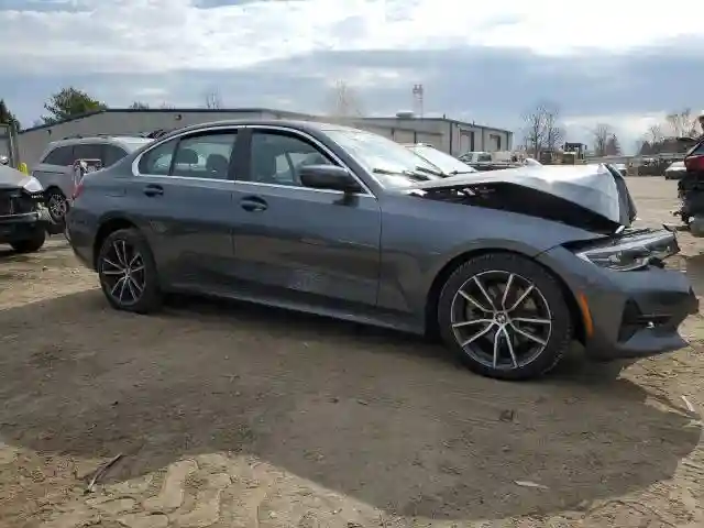 WBA5R7C58KAJ86411 2019 BMW 3 SERIES-3
