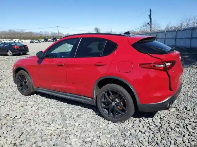 ZASFAKPN1J7B80657 2018 ALFA ROMEO STELVIO-1