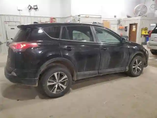 2T3RFREV7JW790330 2018 TOYOTA RAV4-2