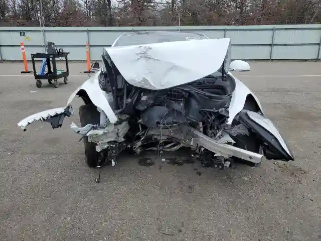 5YJ3E1EA3LF742968 2020 TESLA MODEL 3-4