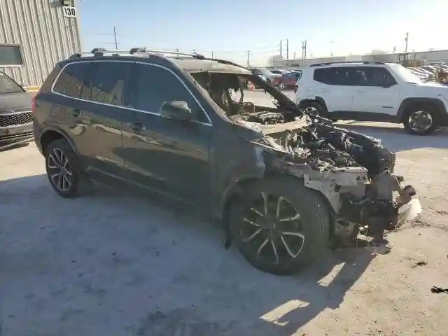 YV4A22PK9H1136714 2017 VOLVO XC90-3