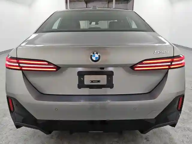 WBA43FJ0XRCS73661 2024 BMW 5 SERIES-5