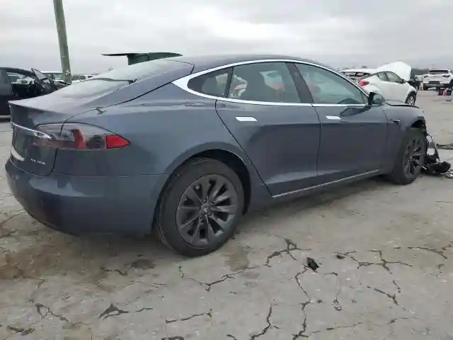 5YJSA1E22LF369714 2020 TESLA MODEL S-2